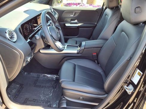 Used 2025 Mercedes-Benz GLA 250 image 14