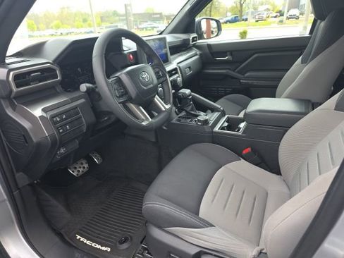 Certified 2024 Toyota Tacoma TRD Sport AWD/4WD image 9
