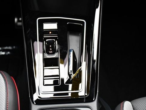 New 2026 Volkswagen GTI SE image 29