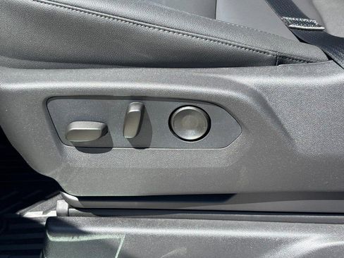 New 2026 Chevrolet Silverado 1500 LT Trail Boss w/ Convenience Package II AWD/4WD image 10