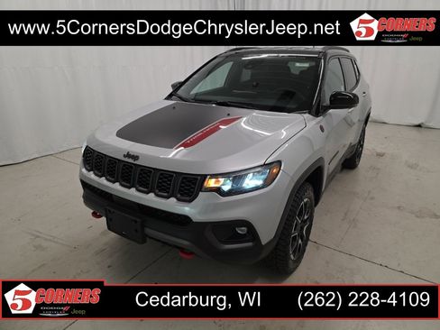 New 2026 Jeep Compass Trailhawk image 1