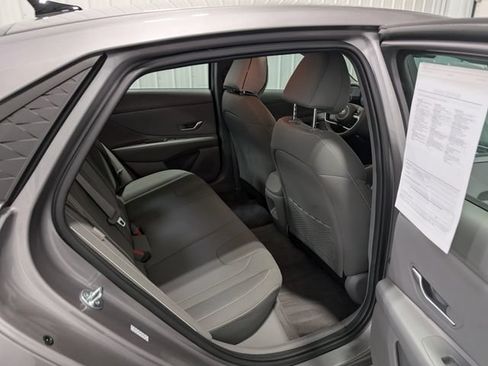 Used 2024 Hyundai Elantra SEL w/ Convenience Package FWD image 26