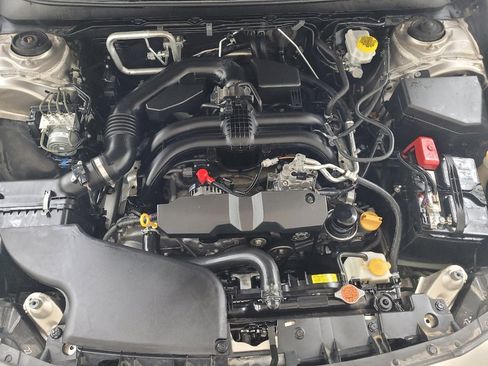Used 2018 Subaru Outback 2.5i Premium AWD/4WD image 30