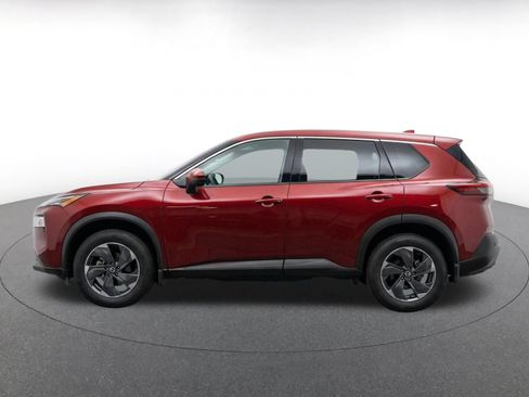 Used 2025 Nissan Rogue SV AWD/4WD image 4