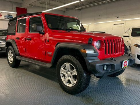 Used 2019 Jeep Wrangler Unlimited Sport S image 5