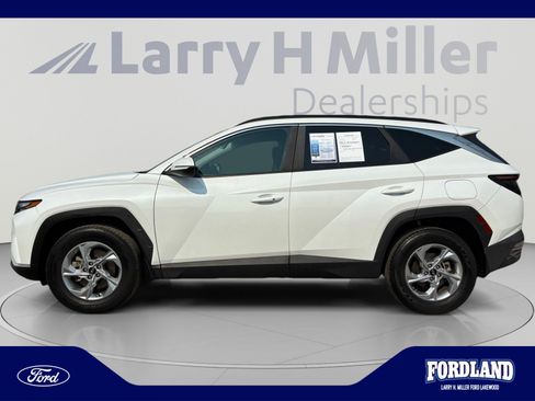 Used 2022 Hyundai Tucson SEL AWD/4WD image 2