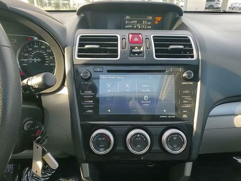 Used 2017 Subaru Forester 2.5i Premium image 17