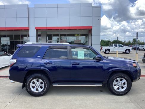 Used 2015 Toyota 4Runner SR5 Premium RWD image 8