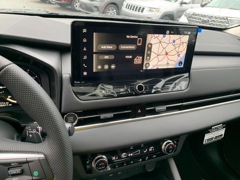 New 2025 Mitsubishi Outlander SEL image 15