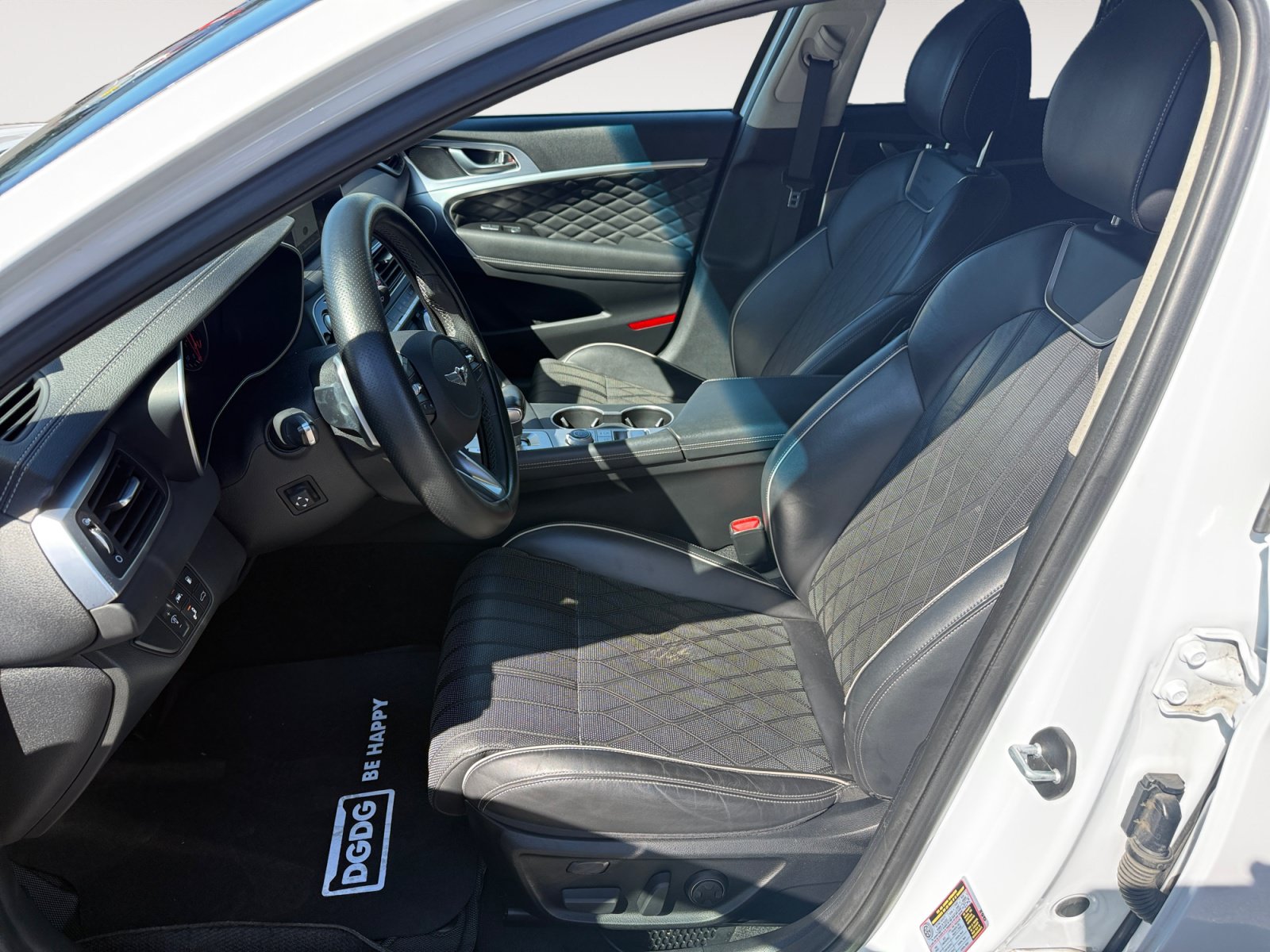 Used 2019 Genesis G70 2.0T Advanced w/ Dynamic Package AWD/4WD image 10