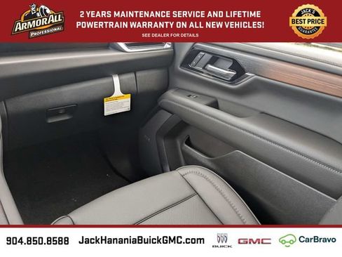 New 2026 GMC Yukon Denali w/ Denali Reserve Package AWD/4WD image 19