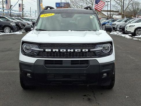 Certified 2025 Ford Bronco Sport Outer Banks w/ Outer Banks Tech Package+ image 2