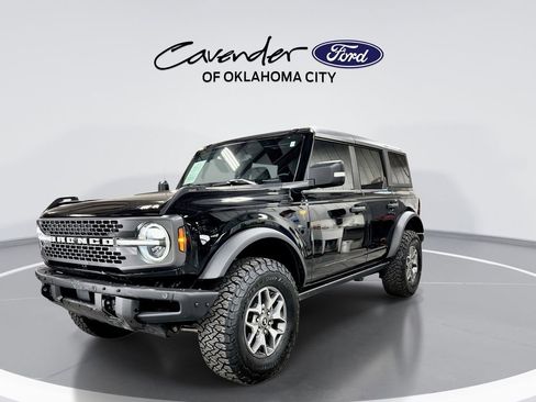 Used 2024 Ford Bronco Badlands AWD/4WD image 4