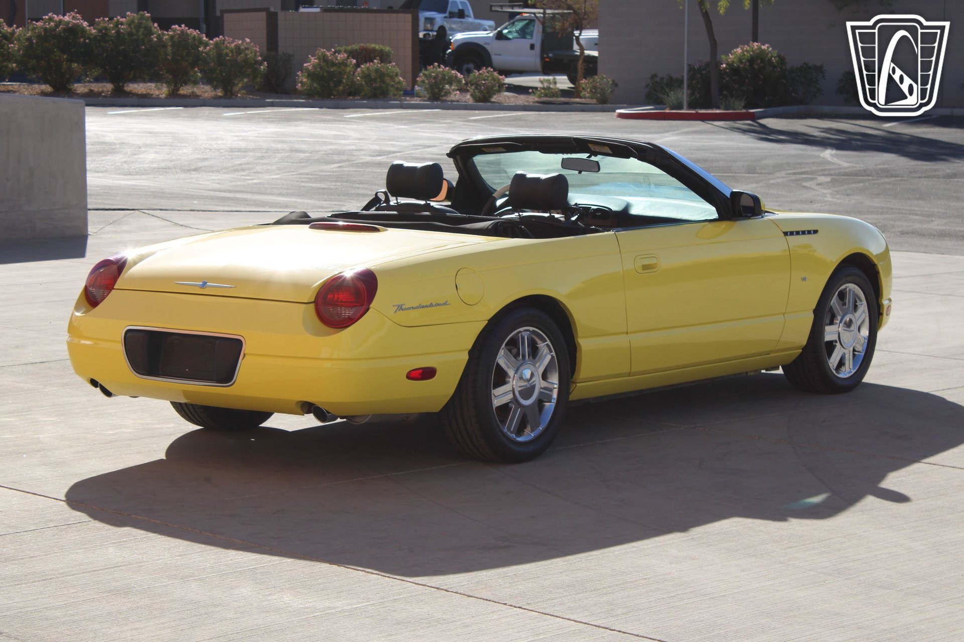 Used 2004 Ford Thunderbird RWD image 21