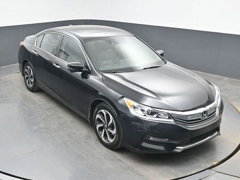 Used 2017 Honda Accord EX-L image 13