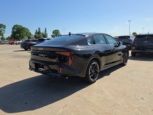 New 2026 Kia K4 GT-Line w/ GT-Line Premium Package FWD image 8