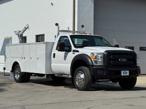 Used 2013 Ford F450 XL w/ PWR Equipment Group RWD image 2