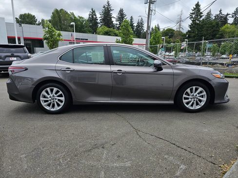 Certified 2023 Toyota Camry LE FWD image 9