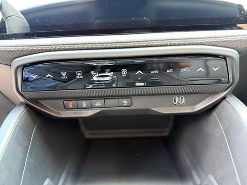 New 2026 Jeep Cherokee Laredo AWD/4WD image 26