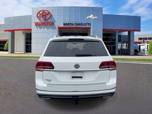 Used 2018 Volkswagen Atlas SE w/ R-Line Package FWD image 6
