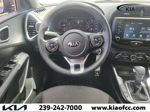Used 2020 Kia Soul LX FWD image 12