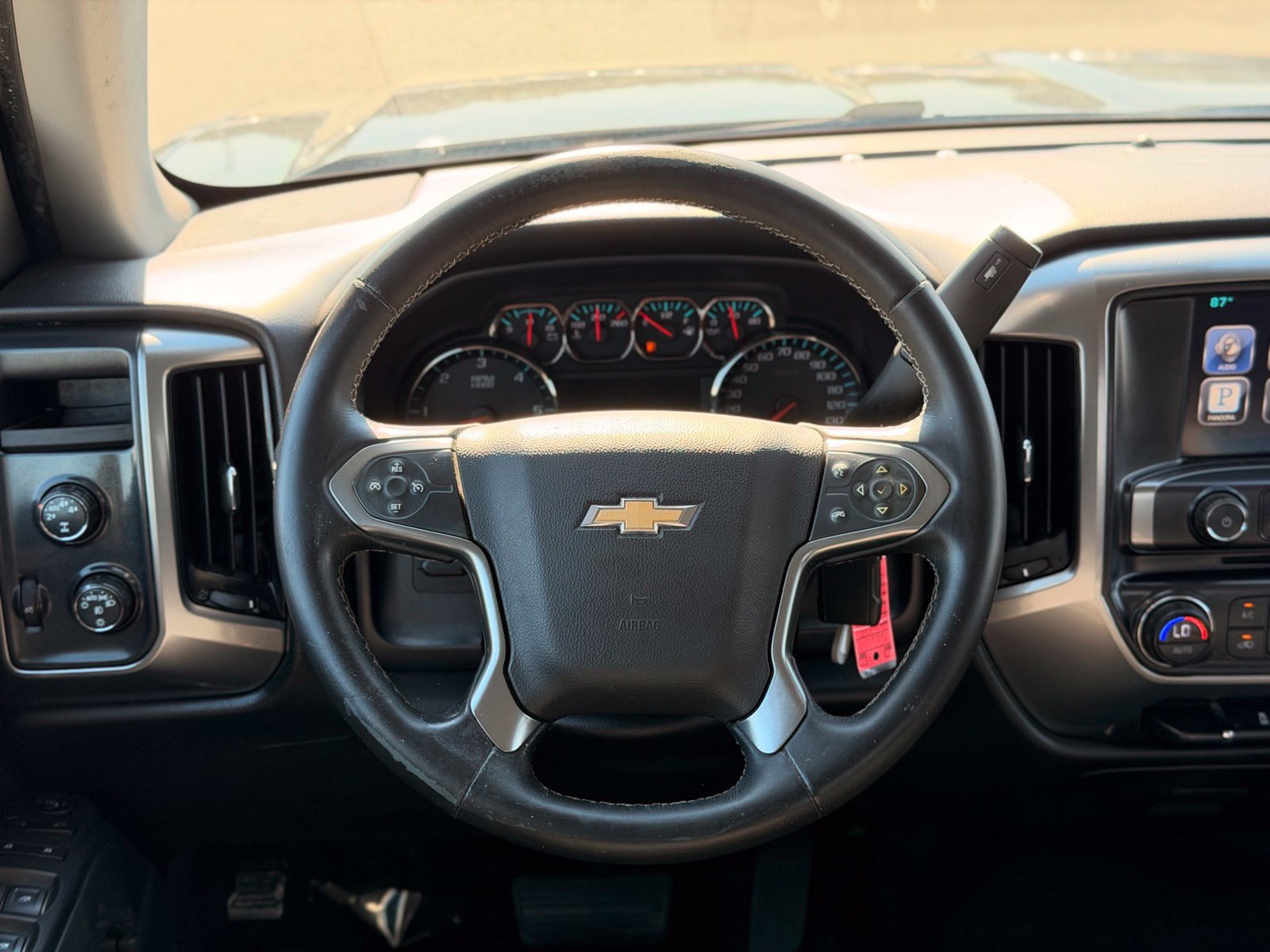 Used 2015 Chevrolet Silverado 1500 LT w/ All Star Edition AWD/4WD image 36