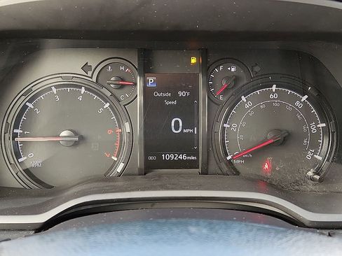 Used 2021 Toyota 4Runner SR5 RWD image 10