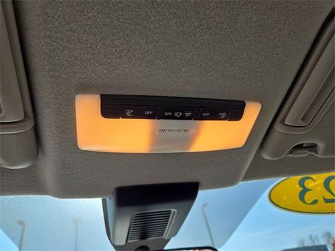 Certified 2023 Nissan Kicks SV image 25