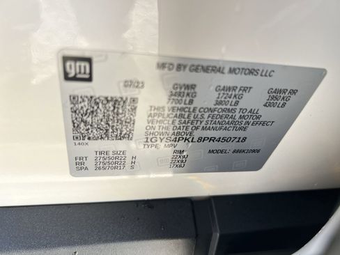 Used 2023 Cadillac Escalade ESV Sport w/ Touring Package image 29