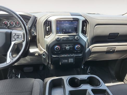 Used 2020 Chevrolet Silverado 1500 LT w/ All-Star Edition AWD/4WD image 11