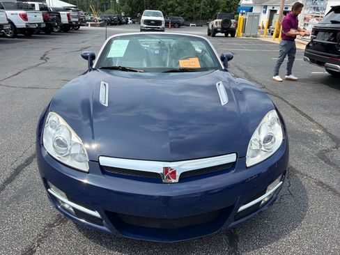 Used 2009 Saturn Sky w/ Premium Trim Package RWD image 3