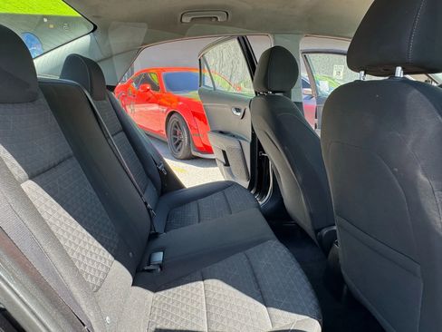 Used 2019 Kia Rio LX image 14