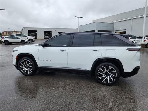 Used 2025 Jeep Wagoneer S Limited image 7