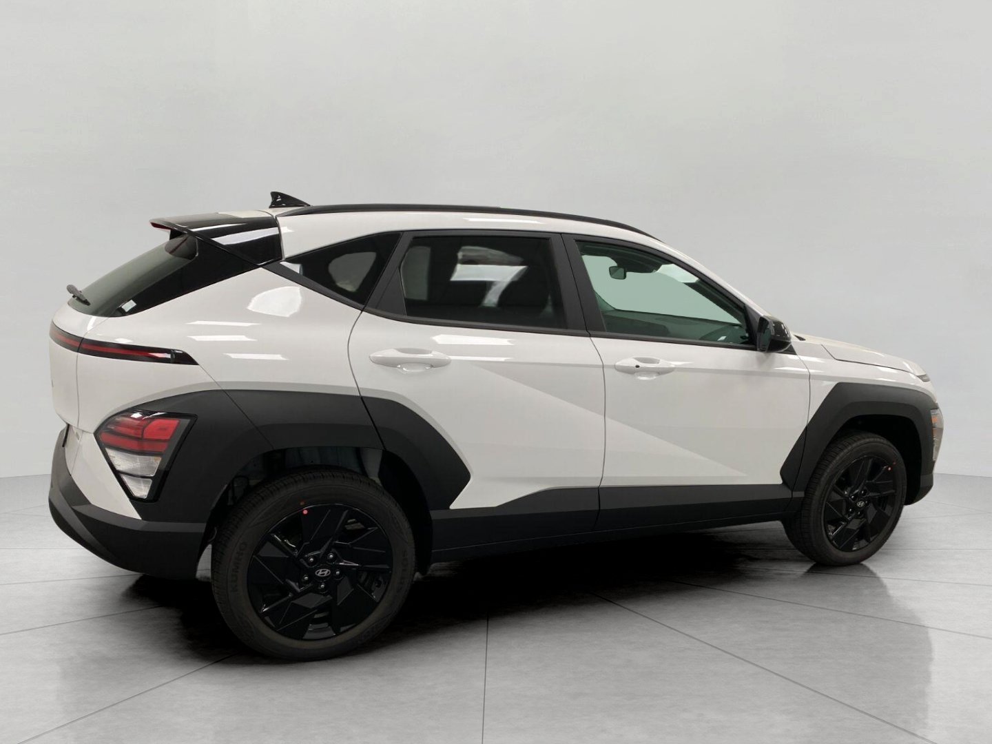 New 2027 Hyundai Kona SEL Sport AWD/4WD image 2