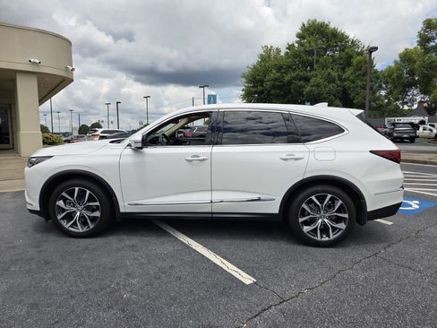 Used 2024 Acura MDX FWD w/ Technology Package image 9