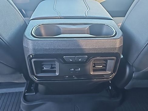 Certified 2024 GMC Sierra 1500 AT4 w/ AT4 Preferred Package AWD/4WD image 20