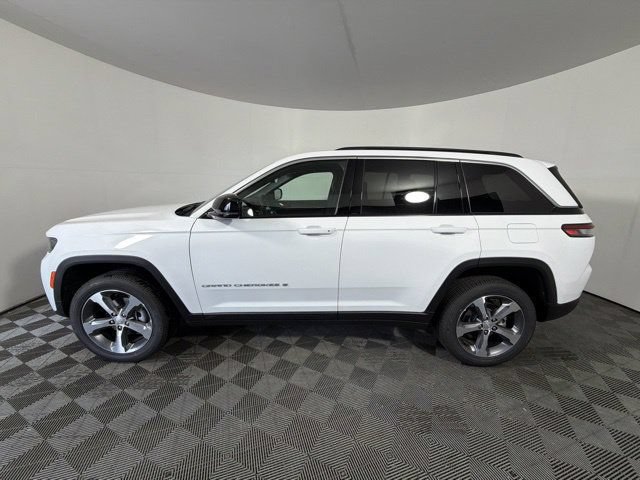 New 2026 Jeep Grand Cherokee Limited AWD/4WD image 6