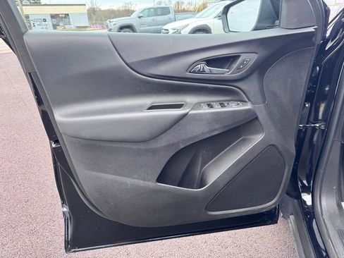 Used 2024 Chevrolet Equinox LT image 11