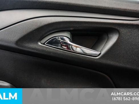 Used 2025 Chevrolet TrailBlazer LT FWD image 50