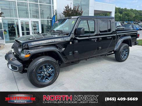 New 2026 Jeep Gladiator Sport AWD/4WD image 1