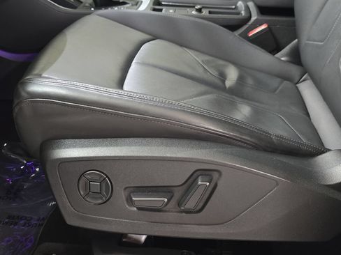 Used 2022 Audi Q3 2.0T Premium Plus w/ Premium Plus Package AWD/4WD image 28