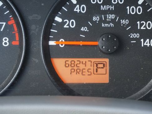 Used 2020 Nissan Frontier SV w/ Midnight Edition Floor Mats image 11