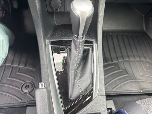 Used 2017 Toyota Corolla SE FWD image 12
