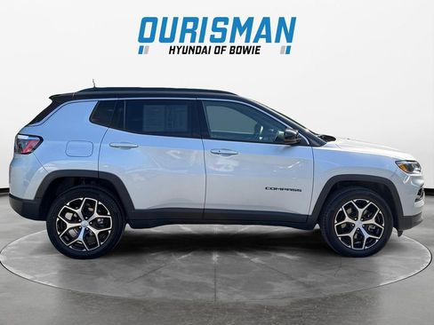 Used 2024 Jeep Compass Limited AWD/4WD image 7