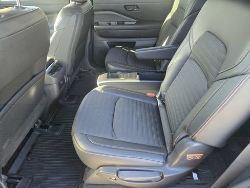 Certified 2024 Nissan Pathfinder Rock Creek AWD/4WD image 10