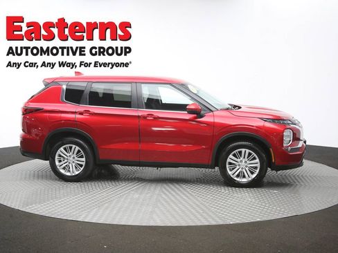 Used 2024 Mitsubishi Outlander ES AWD/4WD image 45