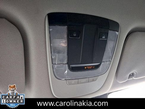 Used 2021 Kia Sorento S image 25