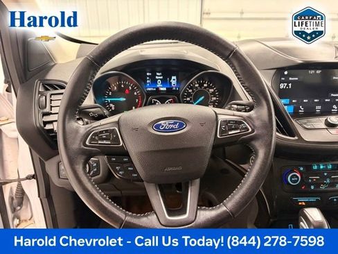Used 2019 Ford Escape SE FWD image 16