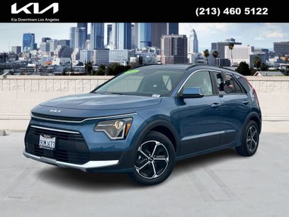 Used 2025 Kia Niro EX
