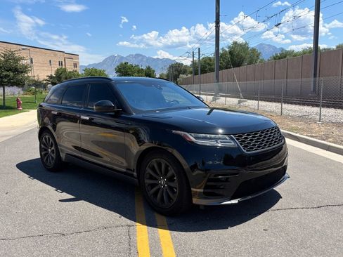Used 2018 Land Rover Range Rover Velar R-Dynamic SE AWD/4WD image 8